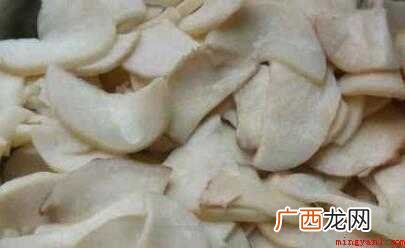 卷心菜,杏鲍菇,盐油适当 怎么炒卷心菜好吃