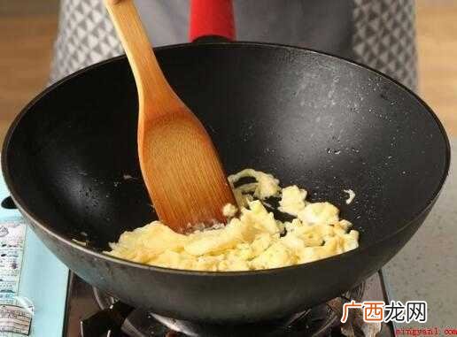 蛋炒饭的提前准备原材料 蛋炒饭怎么炒好吃