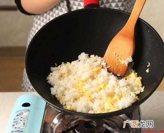 蛋炒饭的提前准备原材料 蛋炒饭怎么炒好吃