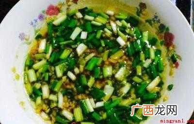 美食推荐:姜、葱、油盐、酱油、糖、蚝油 酱料怎么炒