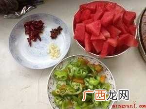 葫芦科西瓜的作法及提前准备 炒西瓜怎么做好吃