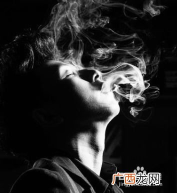 怎么抽烟,抽烟怎么吹圈？