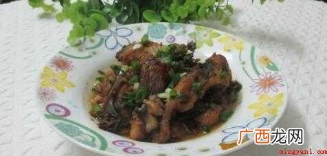 鱼肉中的维他命D、钙、磷等能高效地防止骨质疏松 鱼块怎么炒好吃