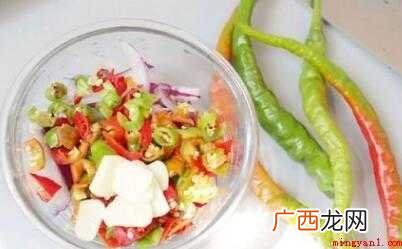 红薯凉粉3000g、葱末 凉粉怎么炒