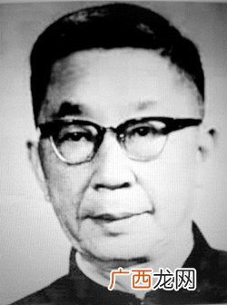 老舍被称为人民艺术家是哪部作品,1978年老舍恢复了什么的称号？