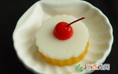 橘子布丁怎么做简单又好吃,哪一种布丁粉的口味比较好吃呢？