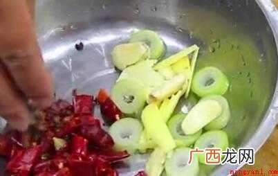 腊肉的做法_健康频道 怎么炒干锅