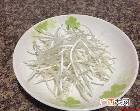 绿豆芽的做法,简单又好吃 细粉怎么炒好吃
