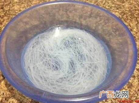 绿豆芽的做法,简单又好吃 细粉怎么炒好吃