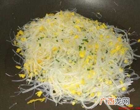 绿豆芽的做法,简单又好吃 细粉怎么炒好吃