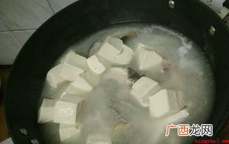 鱼头豆腐汤怎样做