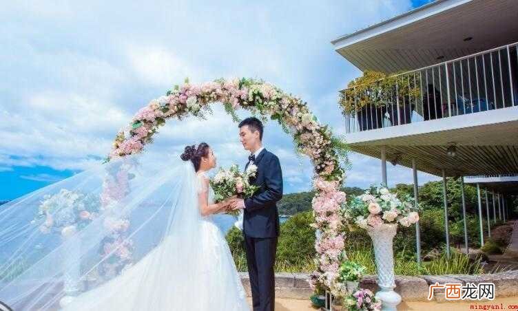 婚礼上的新郎致辞怎么写 婚礼新郎致辞怎么写