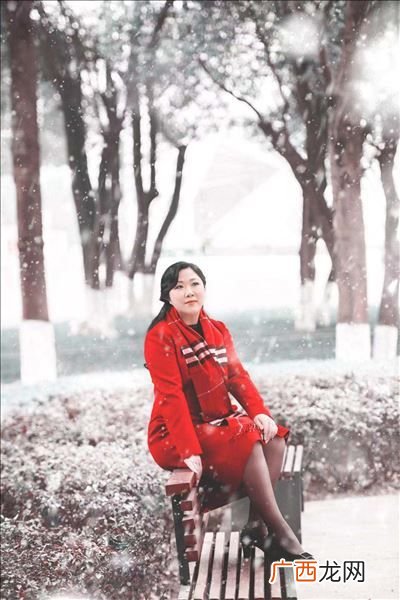 冬天的秘密表达什么意思,冬天的秘密周传雄的歌含义是什么？