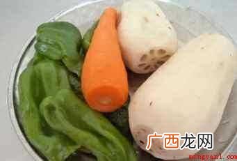 炒莲菜的做法,简单又好吃 莲菜怎么炒好吃