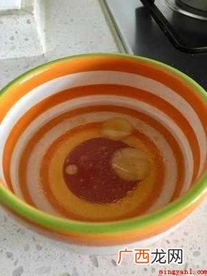 冻饺子做生煎锅贴的作法 冻饺子如何做生煎锅贴
