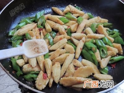 小玉米笋怎么炒好吃,玉米莴笋炒牛肉的做法？