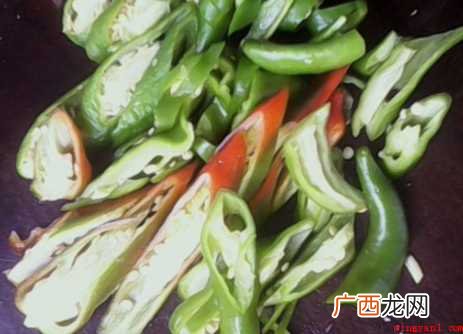 茄子炒肉作法及提前准备 茄子炒肉怎么做