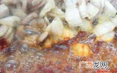 蒜黄、蒜台、卷心菜、马铃薯、大辣椒、莴笋这些 回锅肉的家常做法可以配什么菜