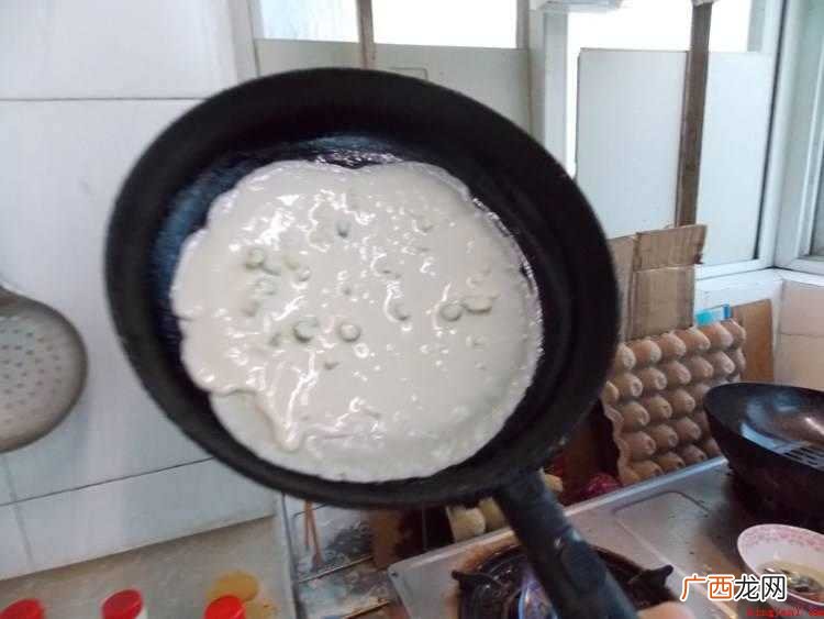 鸡蛋饼的营养成分详细介绍 鸡蛋饼怎么炒好吃