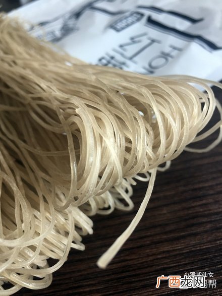 凉拌红薯粉怎么做既简单又好吃,做凉拌土豆泥可以用红薯淀粉吗？