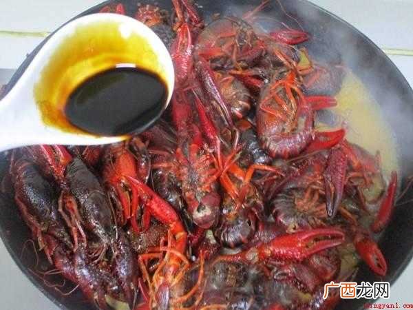 香辣小龙虾的做法,口感辣鲜香,颜色红亮,材质软嫩,味道麻辣 小龙虾的做法