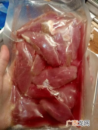 生骨肉是什么肉,猫咪什么时候能吃生骨肉？