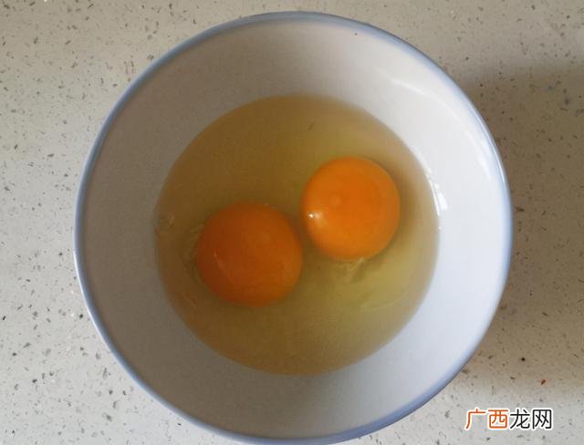 怎样做炸鸡蛋,炸鸡蛋加水做法？