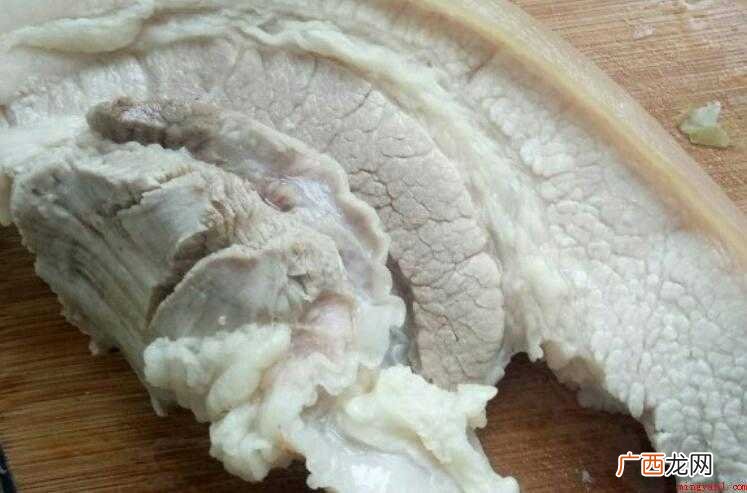擀面皮的做法_菜谱大全 肉合饼怎么做好吃