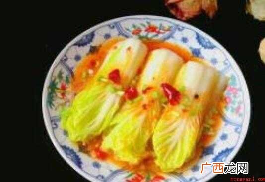 洋葱蒜酱娃娃菜配料:半株娃菜、盐、鸡精、葱、蒜末、油 葱蒜怎么做好吃