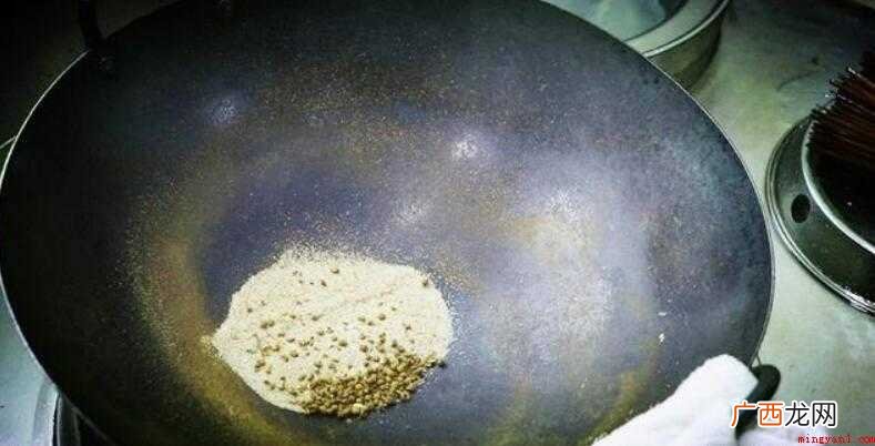 嫩鸡的做法_嫩鸡怎么做好吃 脆皮炸鸡怎么做