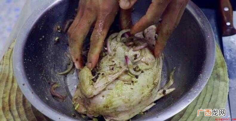 嫩鸡的做法_嫩鸡怎么做好吃 脆皮炸鸡怎么做