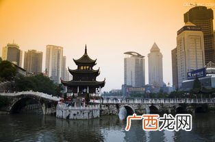 贵阳属于什么气候,贵阳的气候怎样、潮湿吗？
