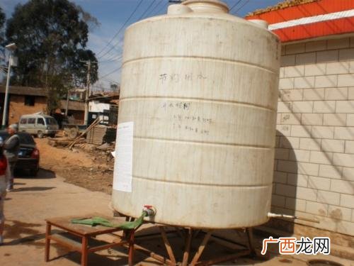 一吨水多少滴,出租屋一吨水6块贵吗？