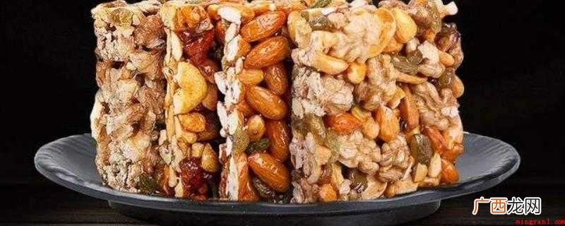 新疆维吾尔族民众选用传统式特色加工工艺食品 切糕是什么