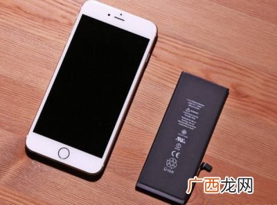 手机可以换电池吗,自带电池去手机店换需要多少费用？
