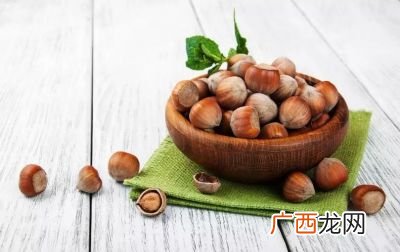 板栗是坚果吗,板栗属于坚果吗?