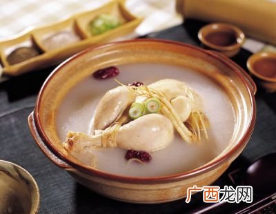 炖鸡汤放什么材料好吃,煲鸡汤放什么材料？