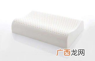 乳胶枕头怎么辨别真假,请教泰国皇家乳胶枕头如何区分真假？