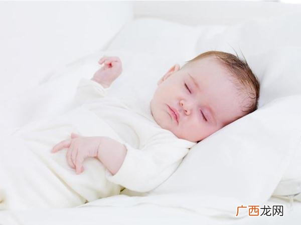 小孩睡觉老出汗是什么原因,孩子睡觉爱出汗是怎么回事？