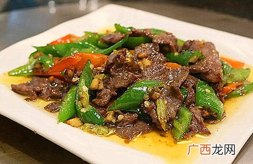 生牛肉怎么炒好吃又嫩,炒牛肉香嫩多汁有诀窍多做这一步？