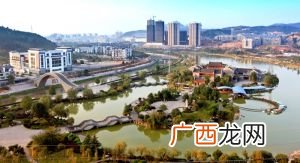 郴州市苏仙区,郴州苏仙区和北湖区哪个是市区呢?哪个区大一些？