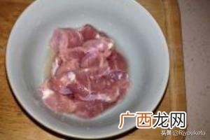蘑菇肉片汤怎么做好吃,蘑菇瘦肉汤怎么做？
