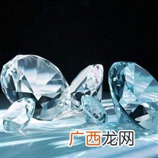 钻石的硬度,是什么原因使钻石那么坚硬的？