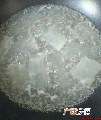 芦荟是治疗便秘的专用药 怎么炒芦荟
