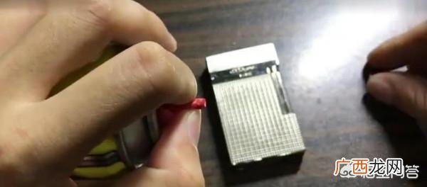 打火机充气方法,如何给Zippo打火机充气？