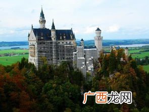 天鹅堡在哪里,天鹅堡坐几路公交车过去？