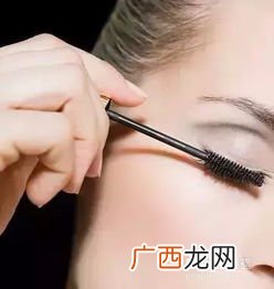 睫毛膏太干怎么办,如何制作快干透的睫毛膏？