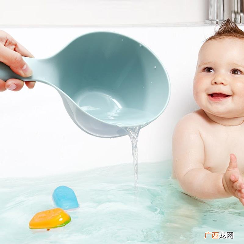 饭后多久洗澡合适,中午什么时候可以洗澡？