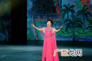 十里平湖女声是谁唱的,十里平湖完整版原唱是谁？