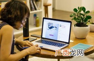 每周上六天班算加班吗,为什么有的公司每周上班6天还合法？
